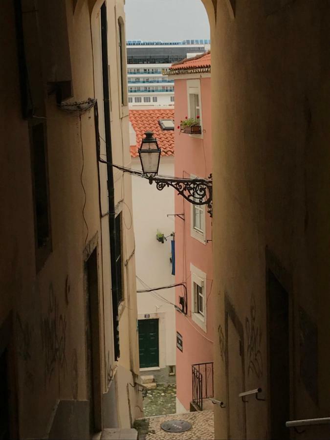 Casinha Dos Remedios Apartment Lisbon Bagian luar foto